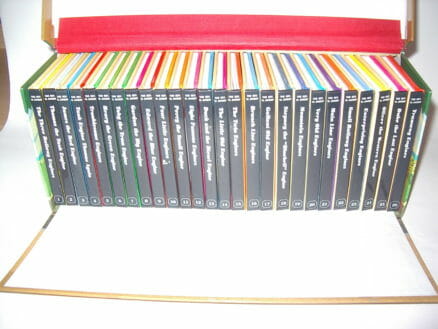 Thomas The Tank Engine Rev W Awdry The Classic Library Egmont 2002 - Image 2