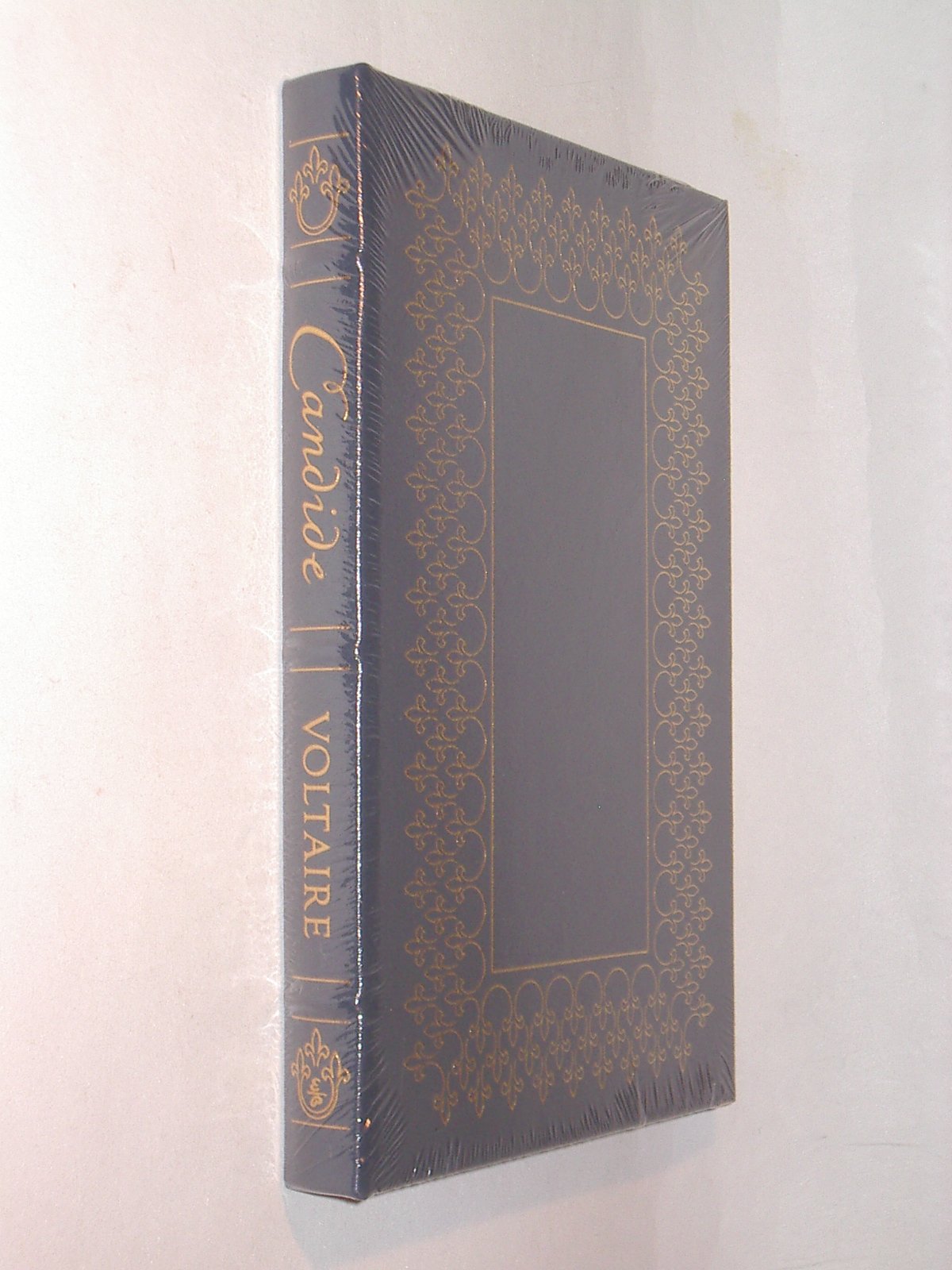 voltaire book candide