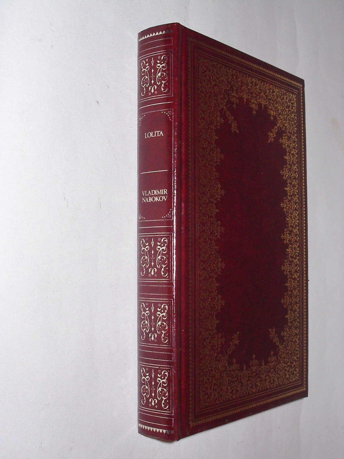 Vladimir Nabokov Book / Vladimir Nabokov