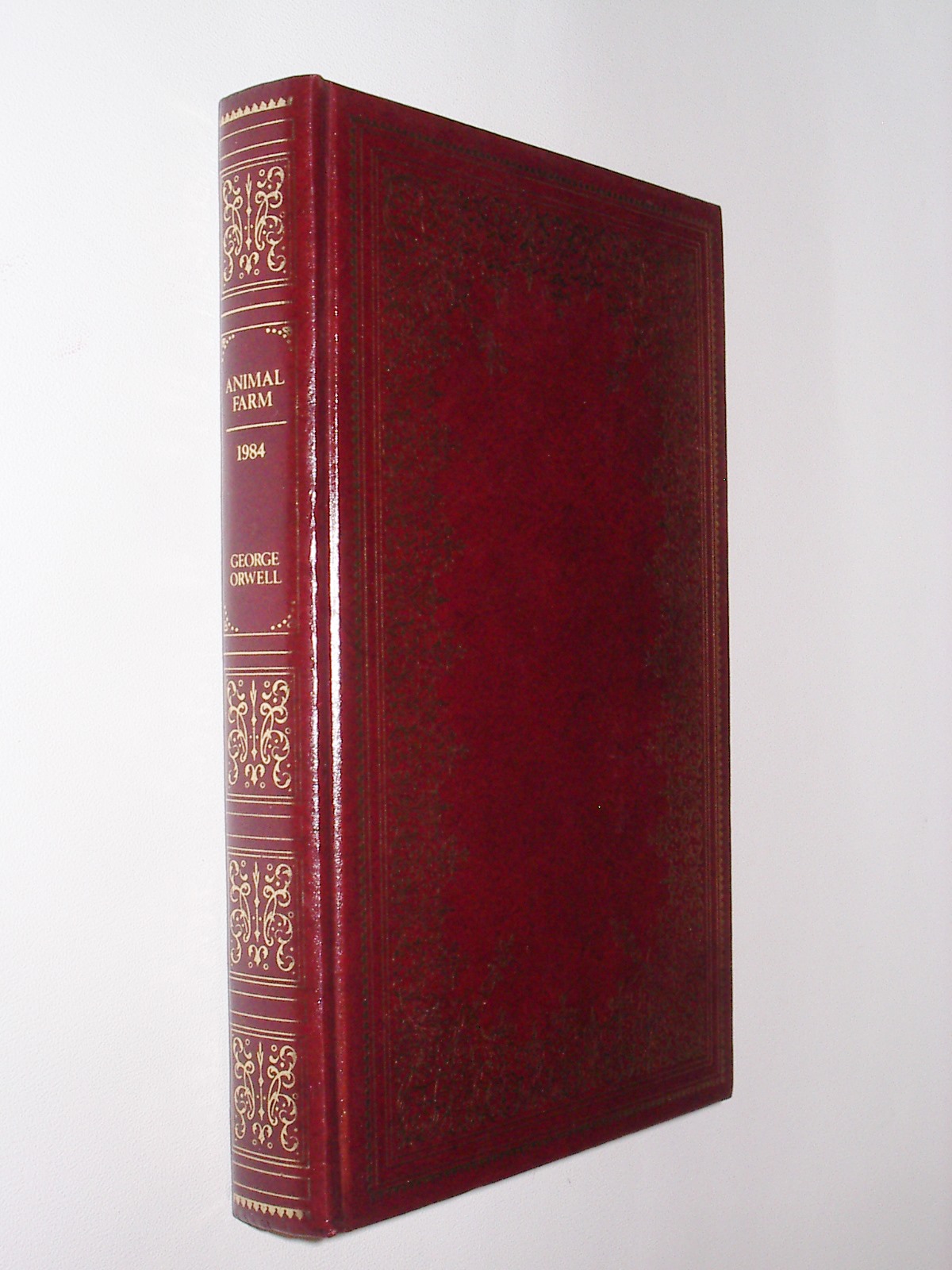 Animal Farm & 1984 George Orwell Guild Publishing 1978 - HC Books Animal Farm & 1984 George Orwell Guild Publishing 1978 - HC Books