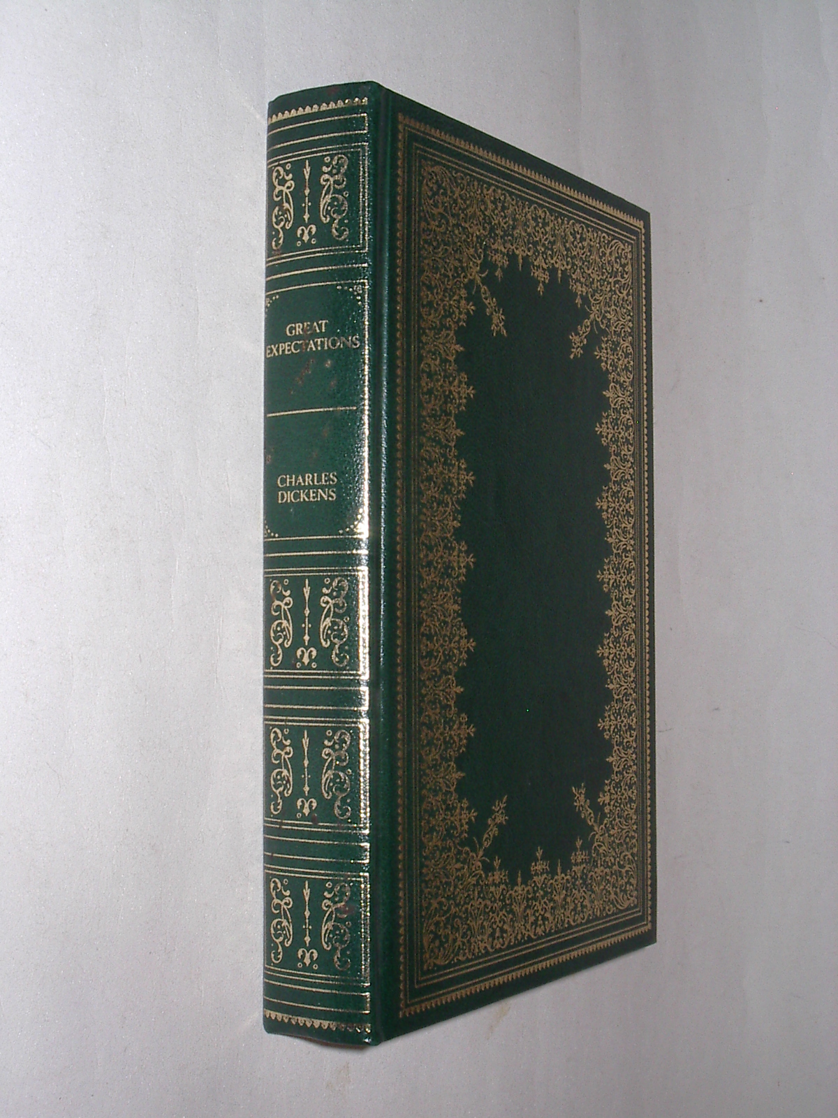 Great Expectations Charles Dickens Guild Publishing 1980 - HC Books