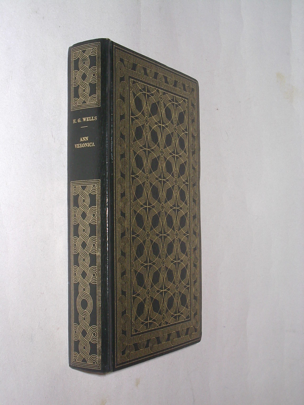 64 List Ann Veronica Book for business